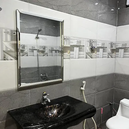 شقة غرفة نوم وصالة بدخول ذكي Al Kharj Exterior photo